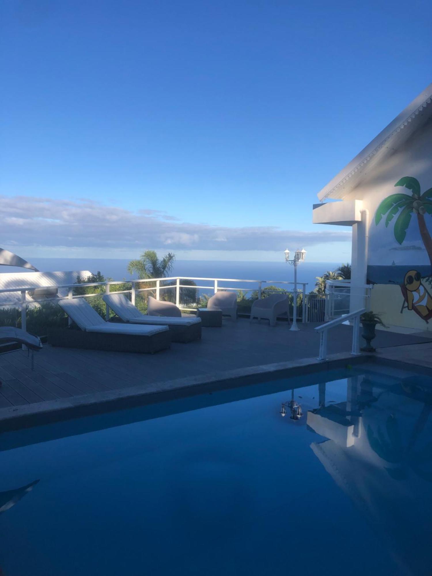 St Leu -Villa D'Artiste, Superbe Vue Mer, Piscine Chauffee Saint-Leu Exterior photo